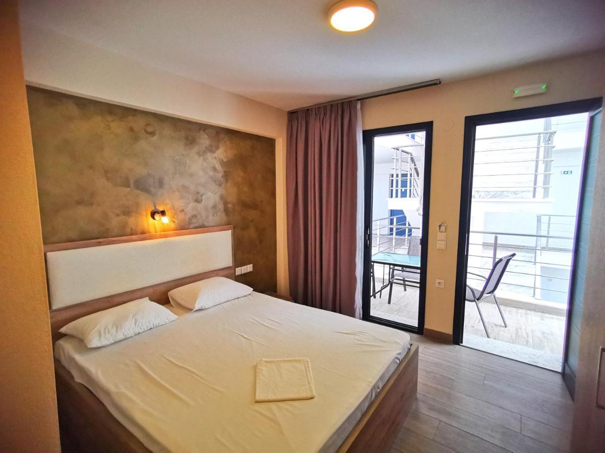 Ferienwohnung Sarti Holidays Exterior foto